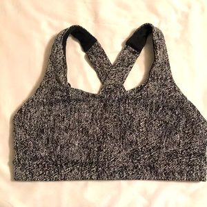 Lululemon sports bra sz6